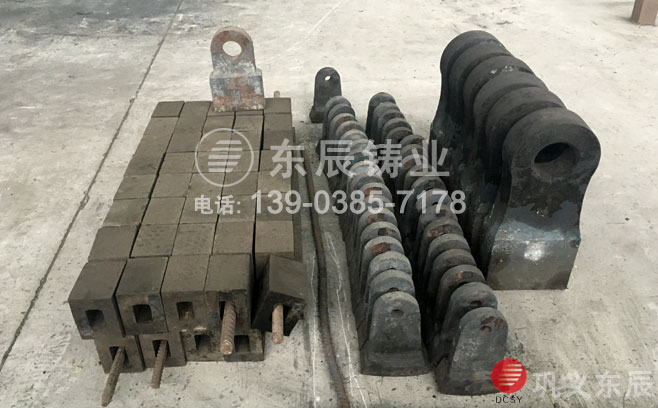 生產(chǎn)石英砂專用錘頭 供應破碎石英石錘頭